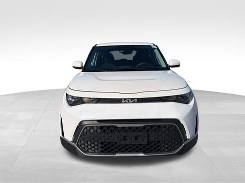 Used 2023 Kia Soul S image 9