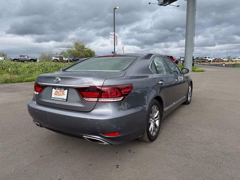 Used 2014 Lexus LS 460 w/ Comfort Package RWD image 8