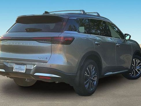 Certified 2026 INFINITI QX60 Luxe w/ Cargo Package AWD/4WD image 5