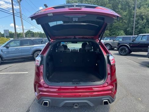Used 2019 Ford Edge ST w/ Equipment Group 401A AWD/4WD image 8
