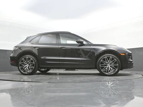 New 2026 Porsche Macan AWD/4WD image 37