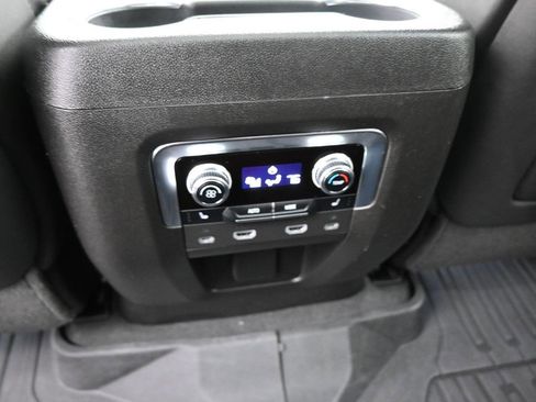 Used 2023 GMC Yukon XL Denali Ultimate image 21