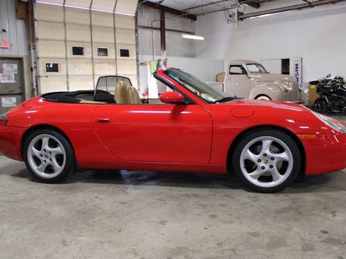 Used 2001 Porsche 911 Cabriolet image 7