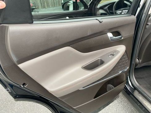 Used 2020 Hyundai Santa Fe Limited image 22