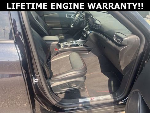 Used 2022 Ford Explorer ST-Line w/ Class IV Trailer Tow Package image 18