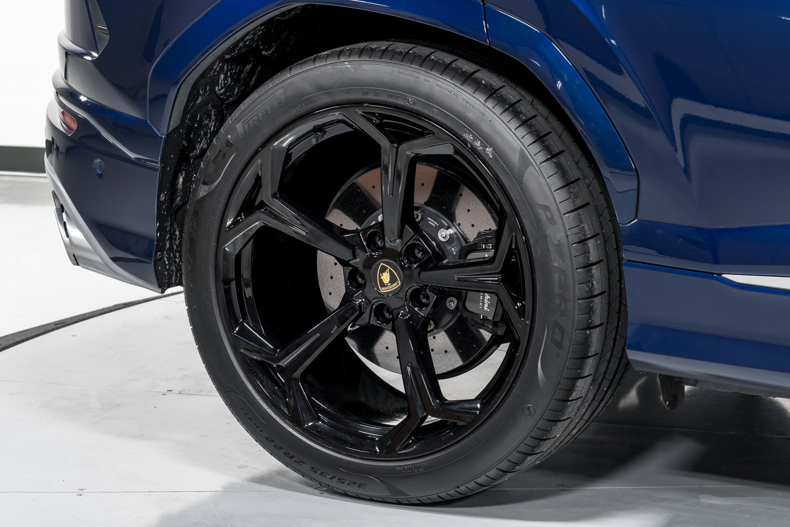 Used 2021 Lamborghini Urus AWD/4WD image 53