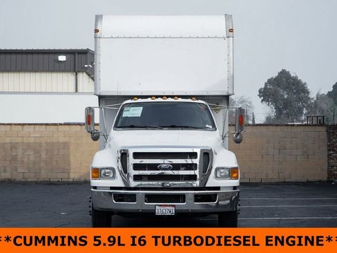 Used 2015 Ford F650 2WD Crew Cab Super Duty image 3