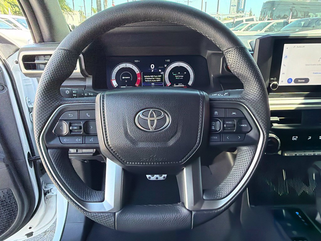 Used 2025 Toyota Tacoma 4x4 Double Cab image 27