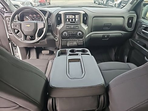 Certified 2025 Chevrolet Silverado 1500 Custom image 13
