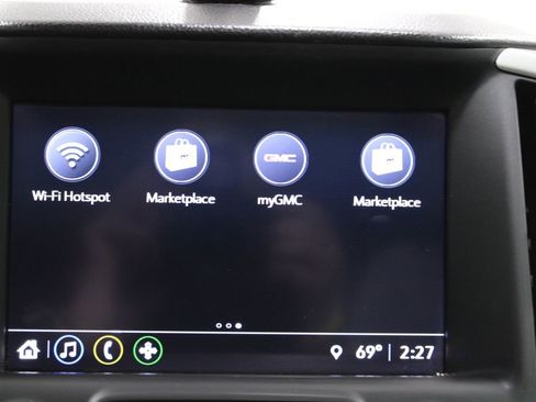 Used 2018 GMC Terrain SLT w/ Preferred Package image 45