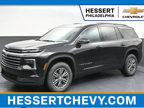 New 2026 Chevrolet Traverse LT AWD/4WD image 1