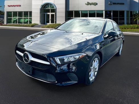 Used 2022 Mercedes-Benz A 220 4MATIC image 3