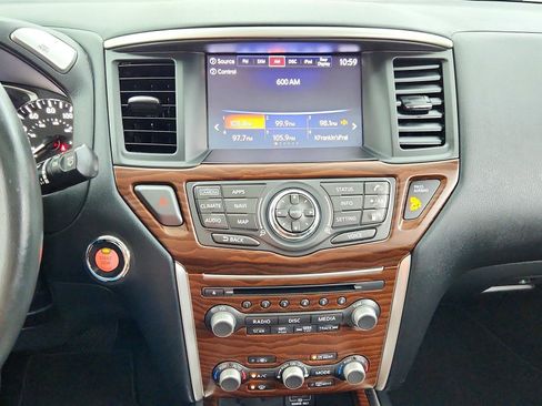 Used 2018 Nissan Pathfinder Platinum FWD image 36