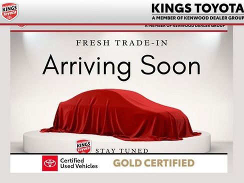 Used 2022 Toyota RAV4 XLE w/ Convenience Package image 1