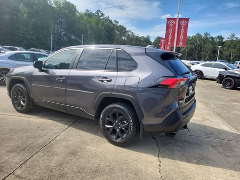 Used 2024 Toyota RAV4 LE FWD image 3