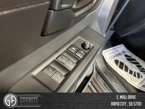 Used 2025 Toyota Tundra SR AWD/4WD image 22