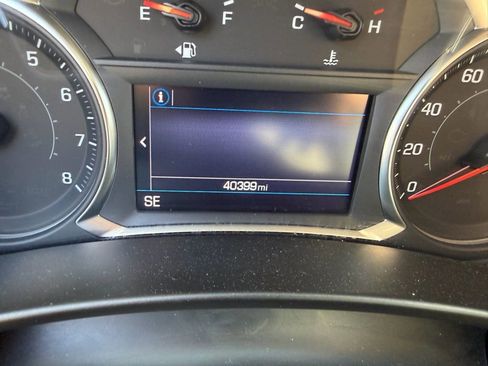 Used 2024 Chevrolet Equinox LT image 12