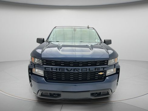 Used 2021 Chevrolet Silverado 1500 Custom AWD/4WD image 2