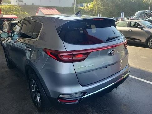 Used 2022 Kia Sportage LX image 6