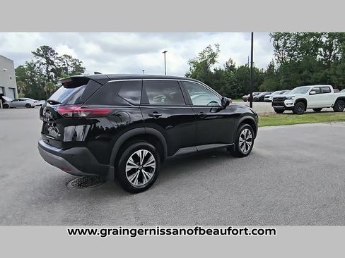 Used 2023 Nissan Rogue SV FWD image 31