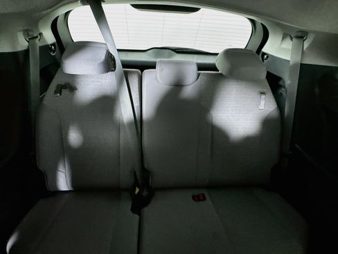 Certified 2025 Toyota Sienna LE FWD image 26