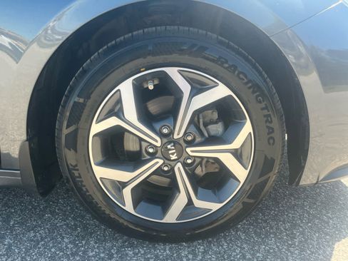 Used 2019 Kia Forte LXS image 29