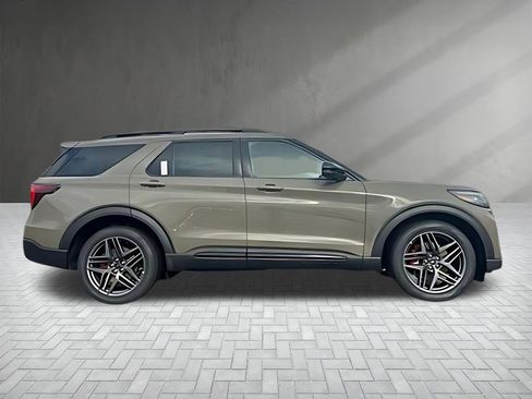 New 2026 Ford Explorer ST w/ Sun And Sound Package image 7