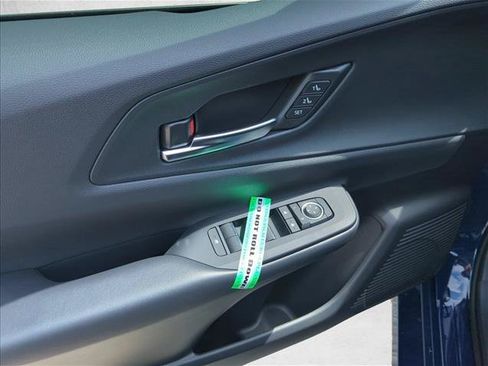 New 2026 Toyota Prius Plug-In Hybrid FWD image 12