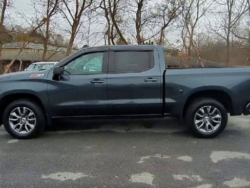 Certified 2021 Chevrolet Silverado 1500 RST image 5