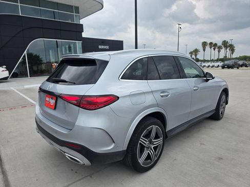 Used 2023 Mercedes-Benz GLC 300 image 6