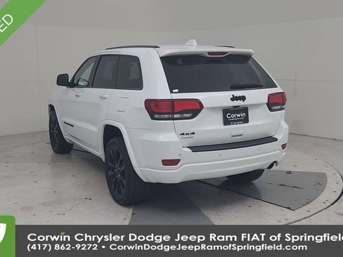 Certified 2021 Jeep Grand Cherokee Laredo X image 11