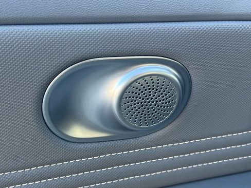 Certified 2025 Hyundai Elantra Sport image 22