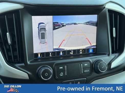 Certified 2023 GMC Terrain SLT w/ Infotainment Package II AWD/4WD image 11