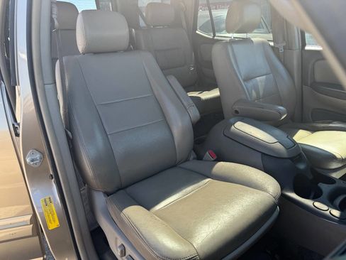 Used 2007 Toyota Sequoia SR5 image 15