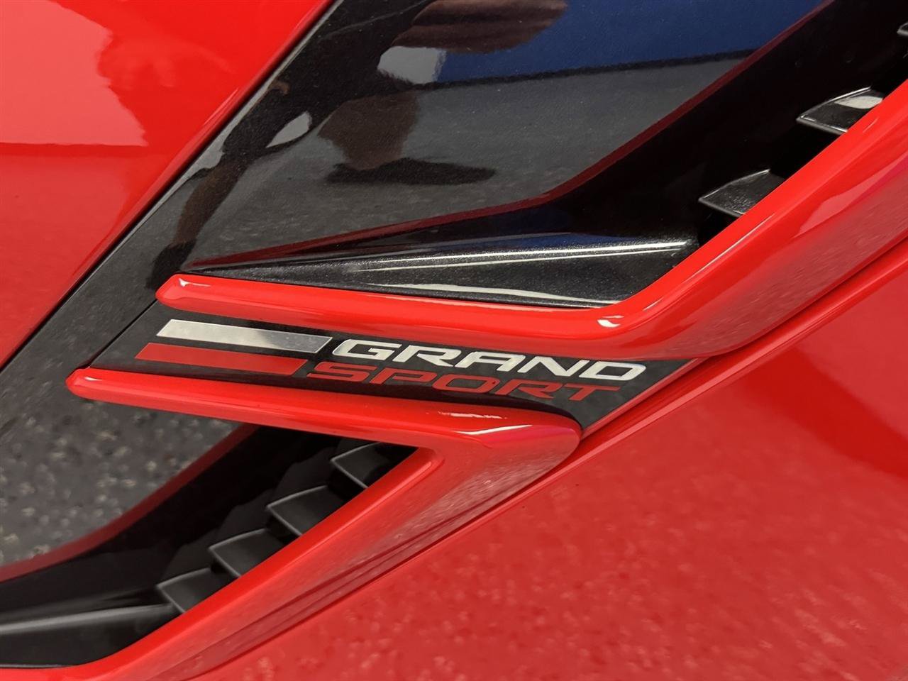 Used 2019 Chevrolet Corvette Grand Sport w/ Carbon Flash Badge Package RWD image 29