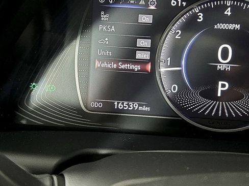 Certified 2024 Lexus ES 250 w/ Premium Package image 22