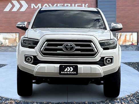 Used 2023 Toyota Tacoma Limited image 2
