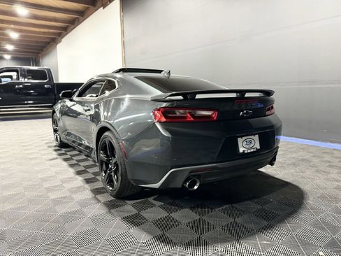 Used 2017 Chevrolet Camaro SS image 3