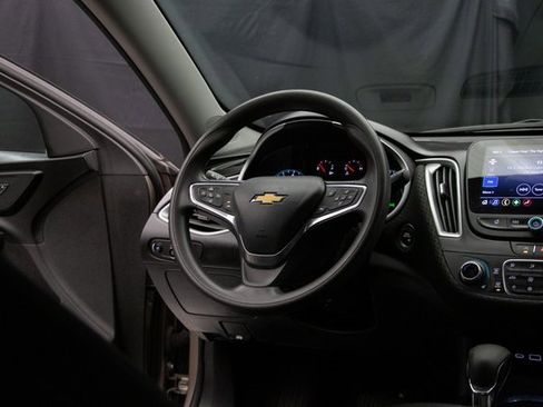 Used 2023 Chevrolet Malibu LT image 14