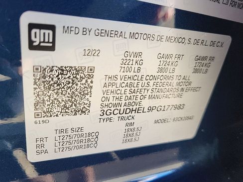 Used 2023 Chevrolet Silverado 1500 ZR2 w/ Technology Package image 33