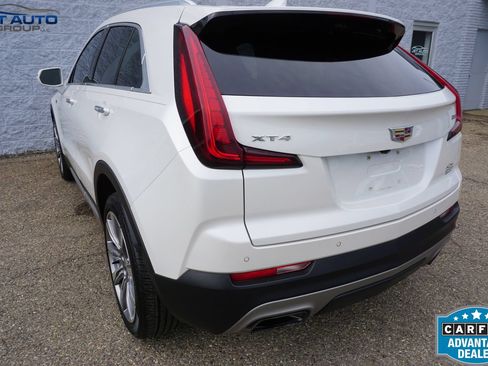 Used 2019 Cadillac XT4 Premium Luxury w/ Technology Package FWD image 9