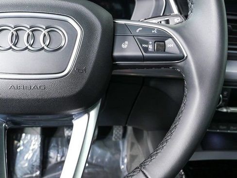 Used 2025 Audi Q5 2.0T Premium w/ Convenience Plus Package image 10