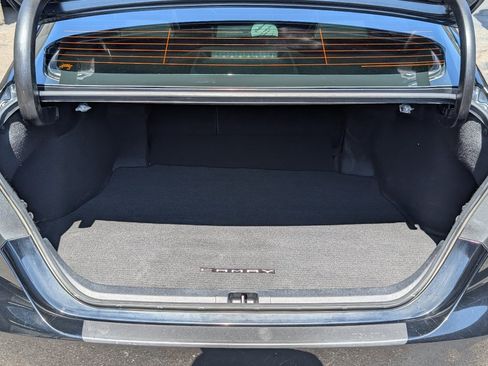 Used 2022 Toyota Camry SE w/ Carpet Mat Package (TMS) FWD image 8
