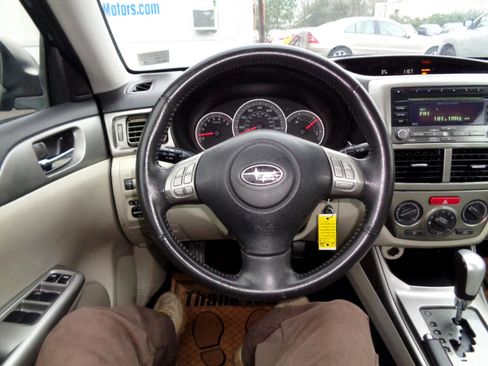 Used 2010 Subaru Impreza 2.5i Premium image 19