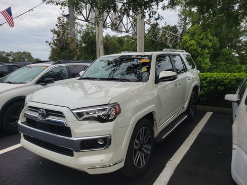 Used 2023 Toyota 4Runner Limited RWD image 1