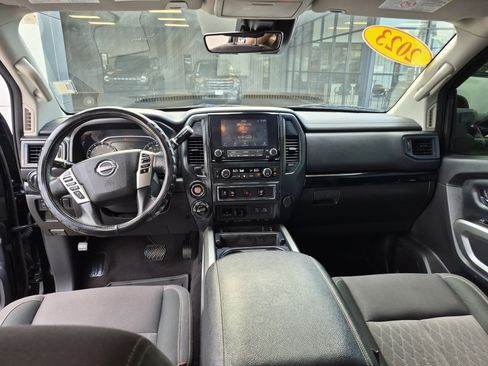 Used 2023 Nissan Titan SV w/ SV Convenience Package AWD/4WD image 20
