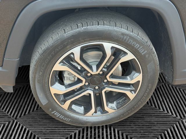 Certified 2022 Jeep Compass Limited AWD/4WD image 10