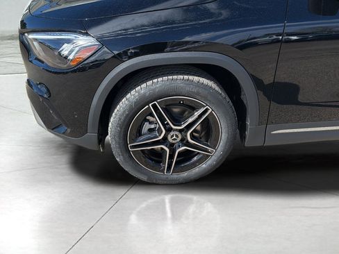 New 2026 Mercedes-Benz GLA 250 4MATIC image 9