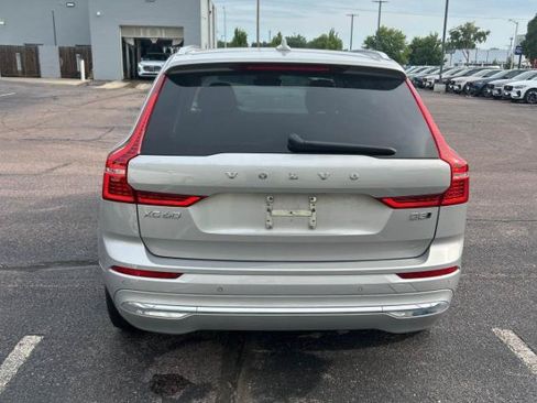 Used 2023 Volvo XC60 B5 Plus w/ Climate Package AWD/4WD image 5