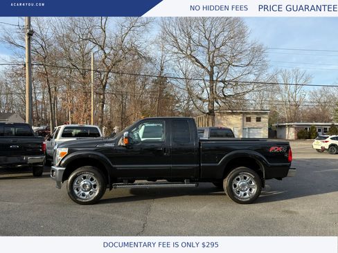 Used 2014 Ford F250 Lariat w/ Chrome Package image 2